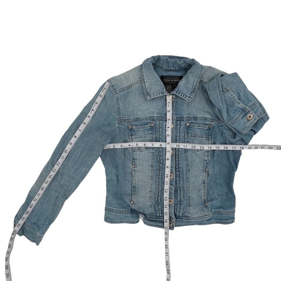 Live A Little Distressed Denim Jean Jacket Size M Women’s - Picture 4 of 5